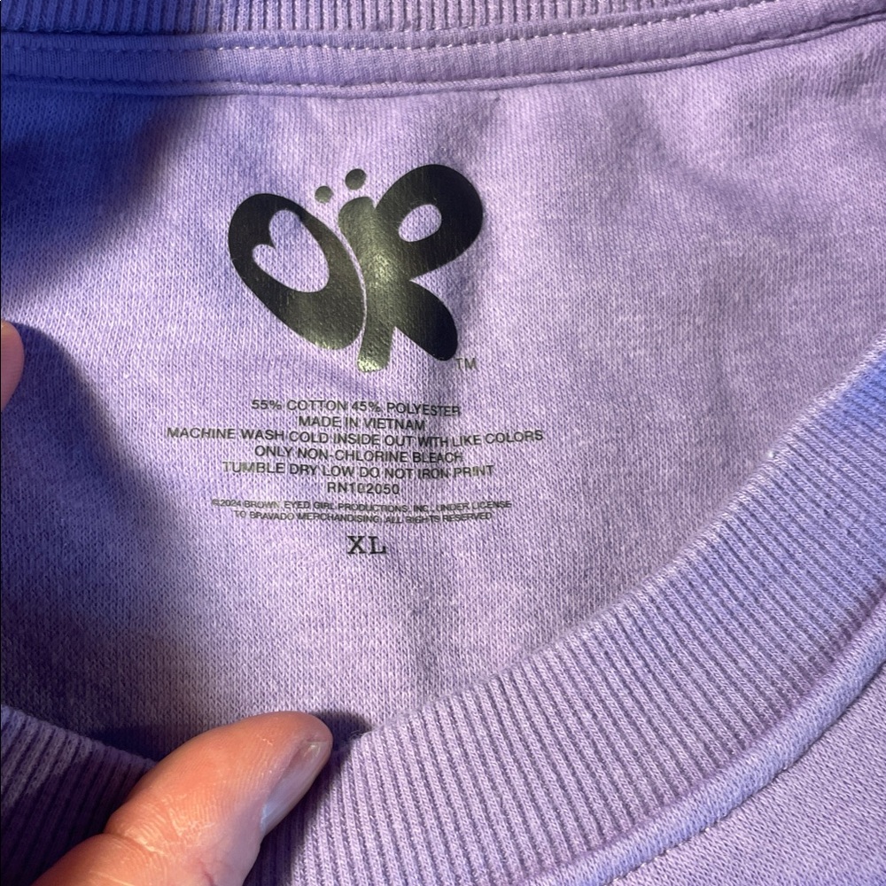 Olivia Rodrigo Vampire Sweatshirt XL! - Picture 2 of 7